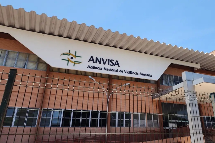 APREENSÃO: Anvisa proíbe comercialização de medicamentos e complemento alimentar