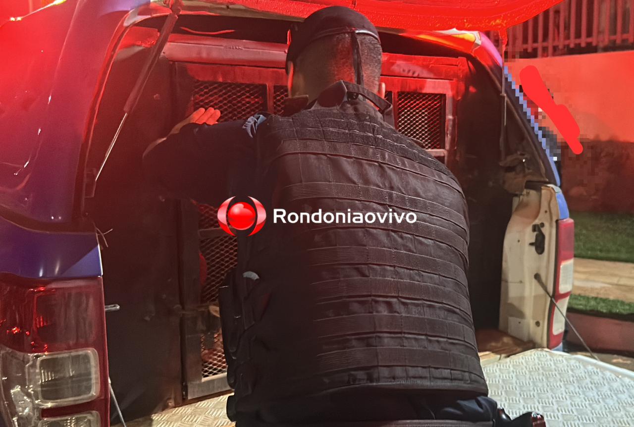 'SUA MACACA': Filho é preso acusado de racismo contra a própria mãe em casa