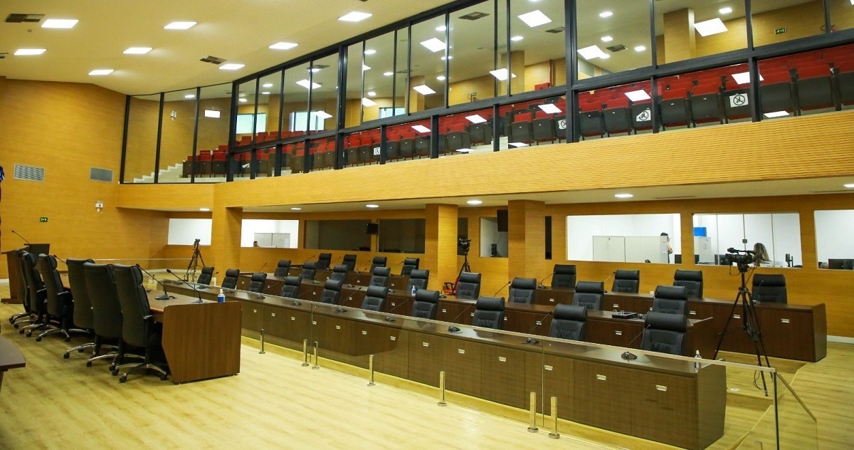 ADIADO: Projeto do 'tigrinho estadual' chega às 23h e deputado pede vista na Assembleia