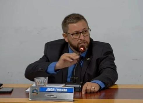 SEM NOÇÃO: Vereador tenta prejudicar rodeio que capta recursos para crianças com câncer