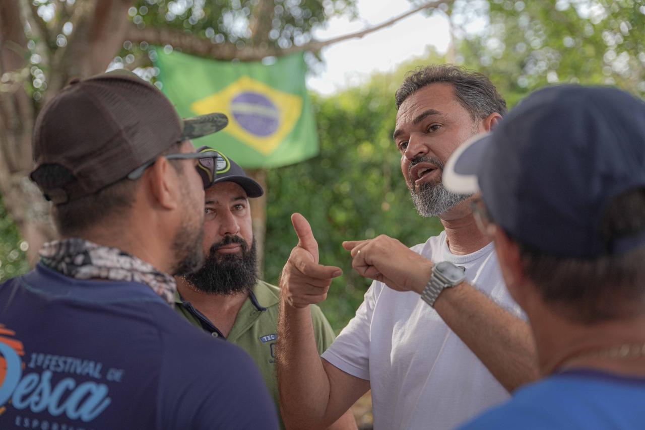 BRUNO BOLSONARO SCHEID (PL) DIZ: 'Pagaremos o preço que tiver que pagar por esse país' em encontro com apoiadores