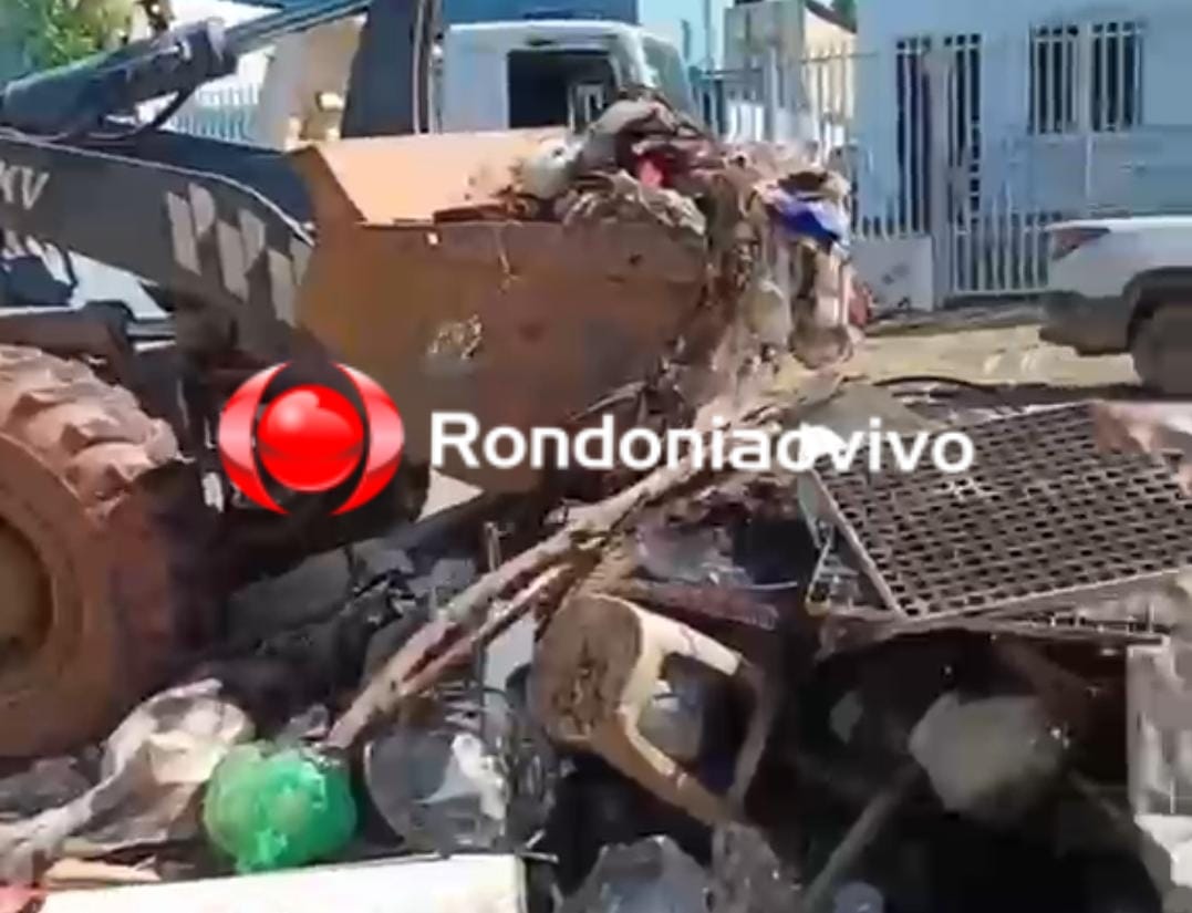 VÍDEO: Prefeitura realiza nova operação de limpeza em casa de acumuladora
