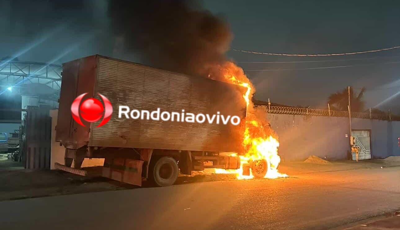 SINISTRO: Caminhão baú é incendiado na frente de residência em Porto Velho