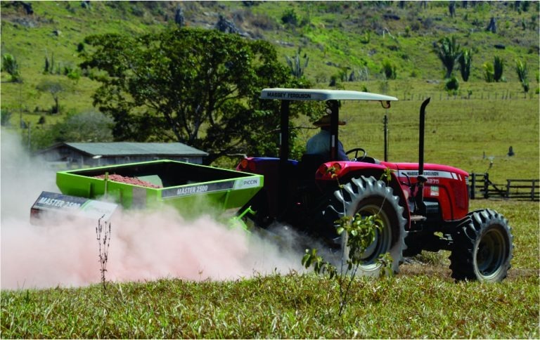 ALAN QUEIROZ: Deputado destina R$ 358 mil para aquisição de trator, em Rio Pardo, Porto Velho