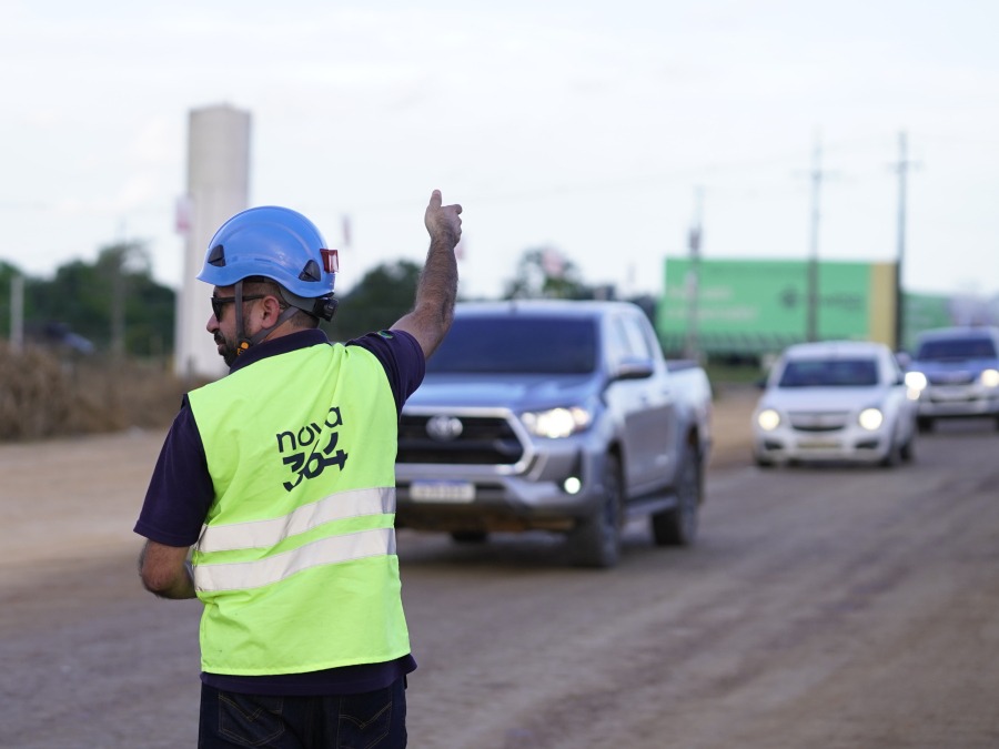 ACIDENTE EM CANDEIAS: Nova 364 informa atendimento emergencial na BR-364 durante acidente