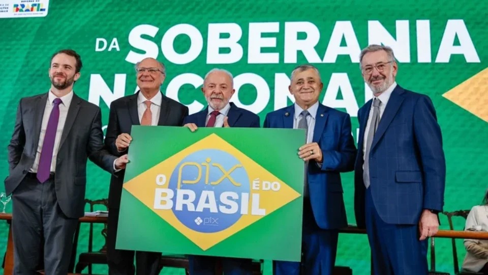 PIX É DO BRASIL: Governo federal registra a marca PIX como patrimônio brasileiro 