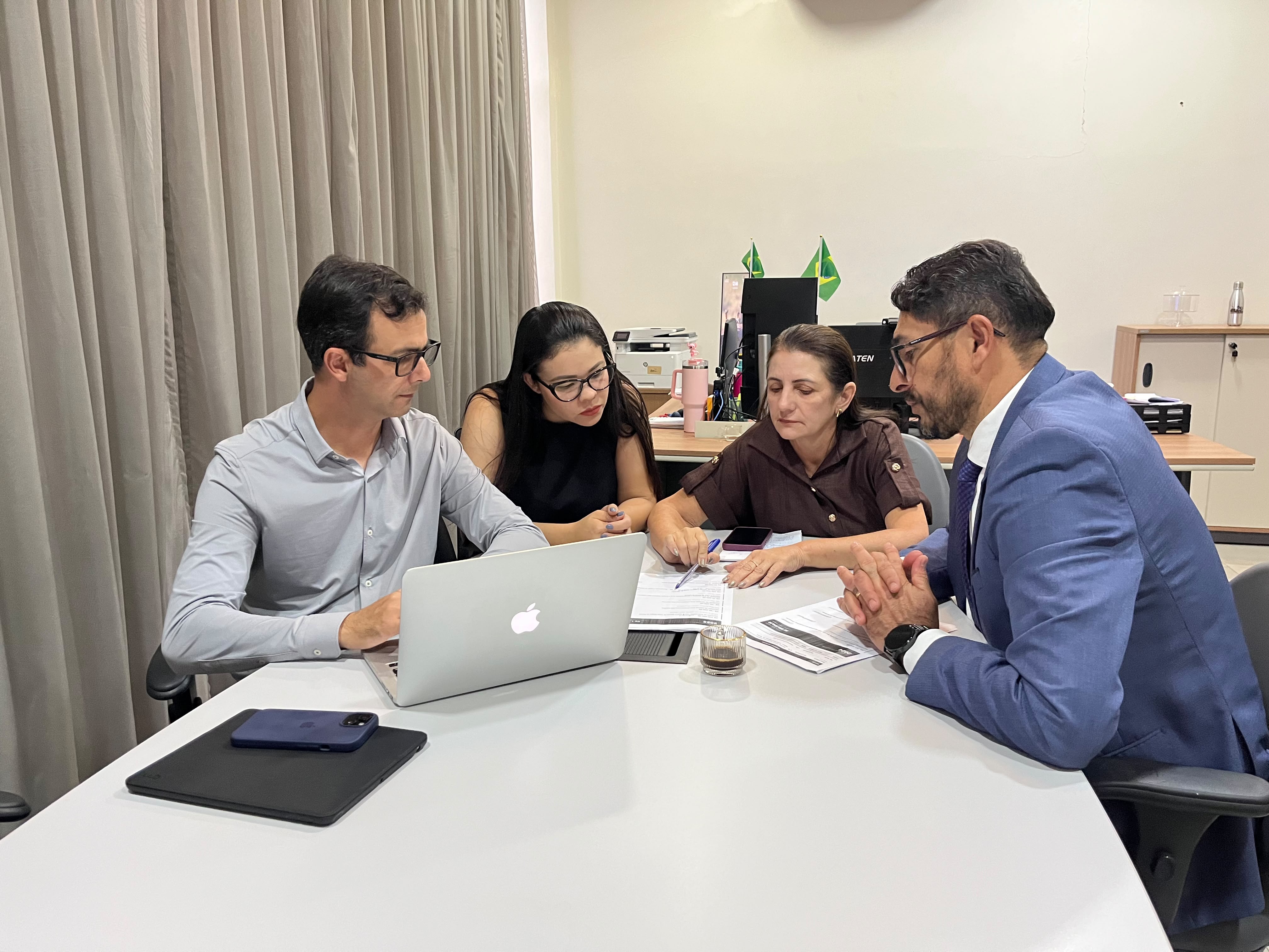 MÁRCIO PACELE´: Vereador acompanha andamento de emendas e busca soluções para Extrema