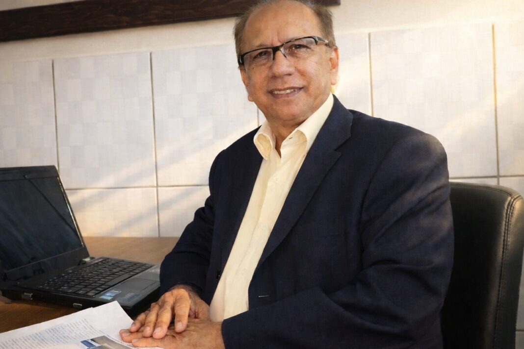 ELEIÇÕES: Confúcio Moura convida Paulo Andrade para suplência ao Senado