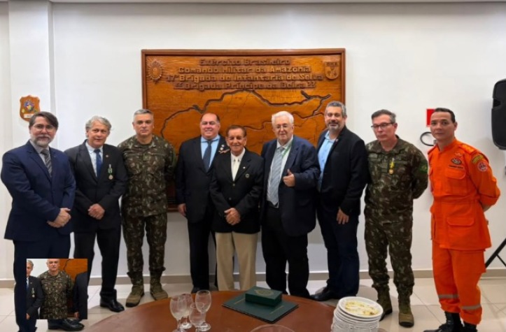 DIA DO SOLDADO: Membros da Academia são homenageados pelo Exército Brasileiro 