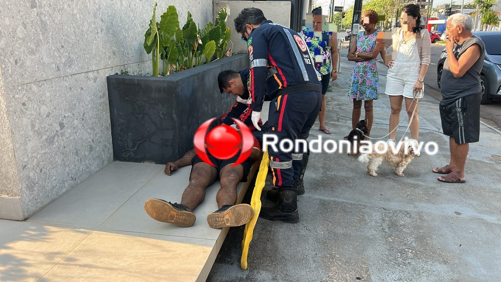 URGENTE:  Homem fica gravemente ferido ao ser atropelado por motorista que foge 