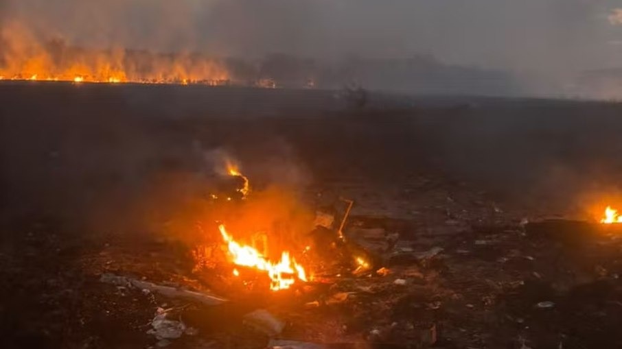 ACIDENTE: Avião cai em fazenda de MT, pega fogo e mata dois pilotos