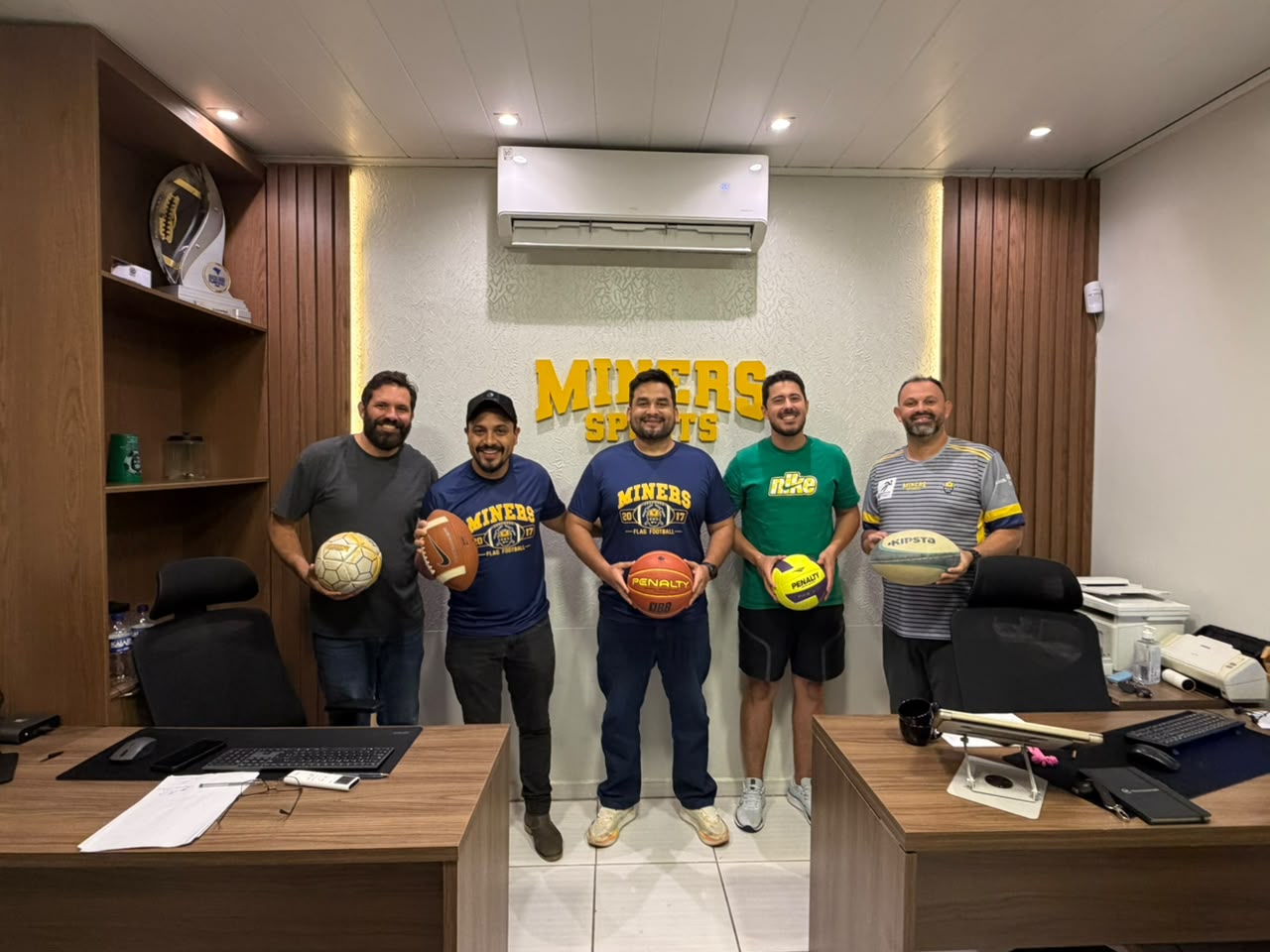 LÉO ALENCAR: Vereador articula incentivo ao esporte com o Miners em Porto Velho