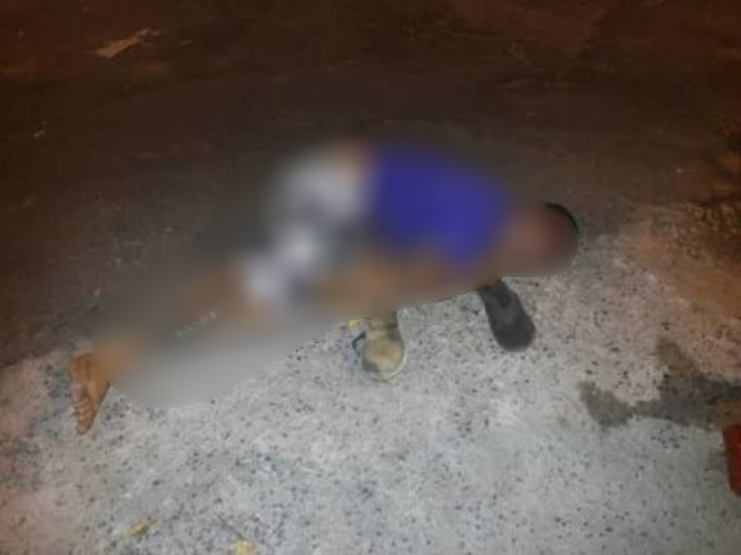 ESPANCADO: Homem tem braço quebrado a pauladas ao ser acusado de crime