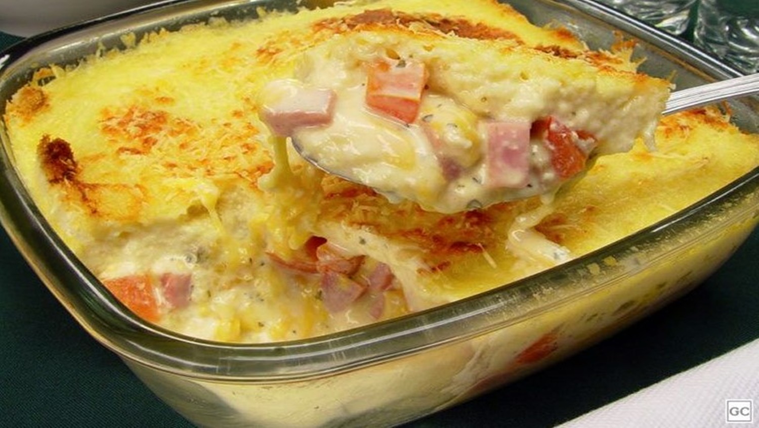 RECEITA: Bauru cremoso de travessa para um lanche da tarde divino