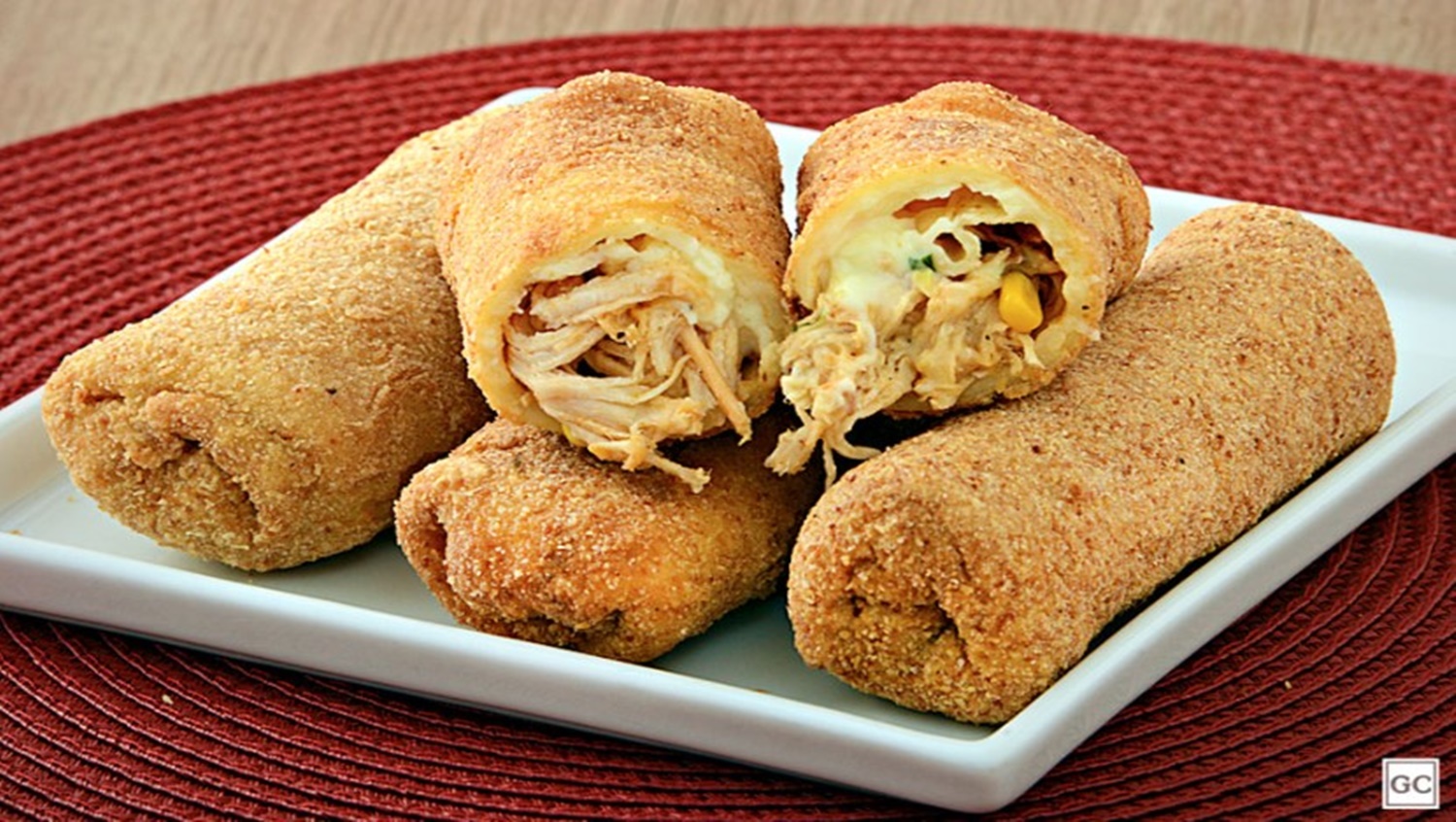 COZINHA: Receita de panqueca empanada de frango