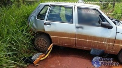 Homem é morto a tiros dentro do carro na zona rural
