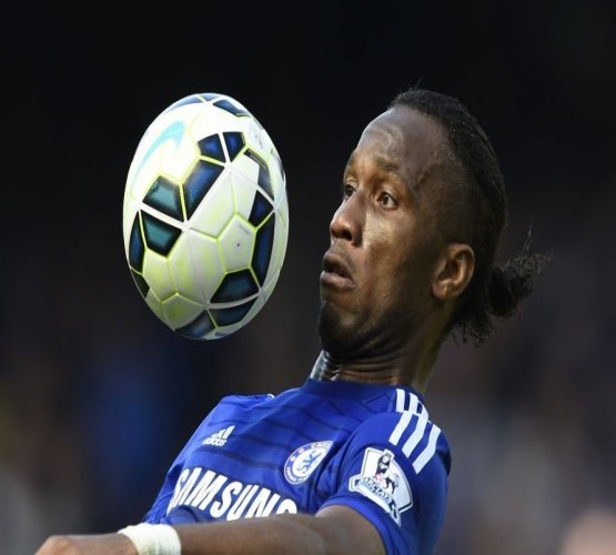 Drogba acerta salário igual ao de Jô e se aproxima do Corinthians