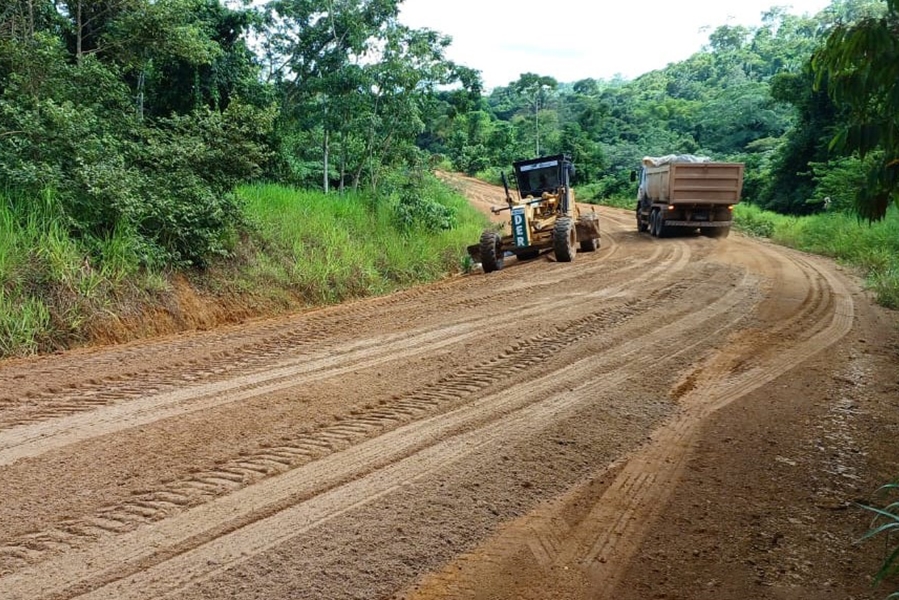TAÍSSA SOUSA: DER atende solicitação de deputada e diz que manterá manutenção da RO-144 