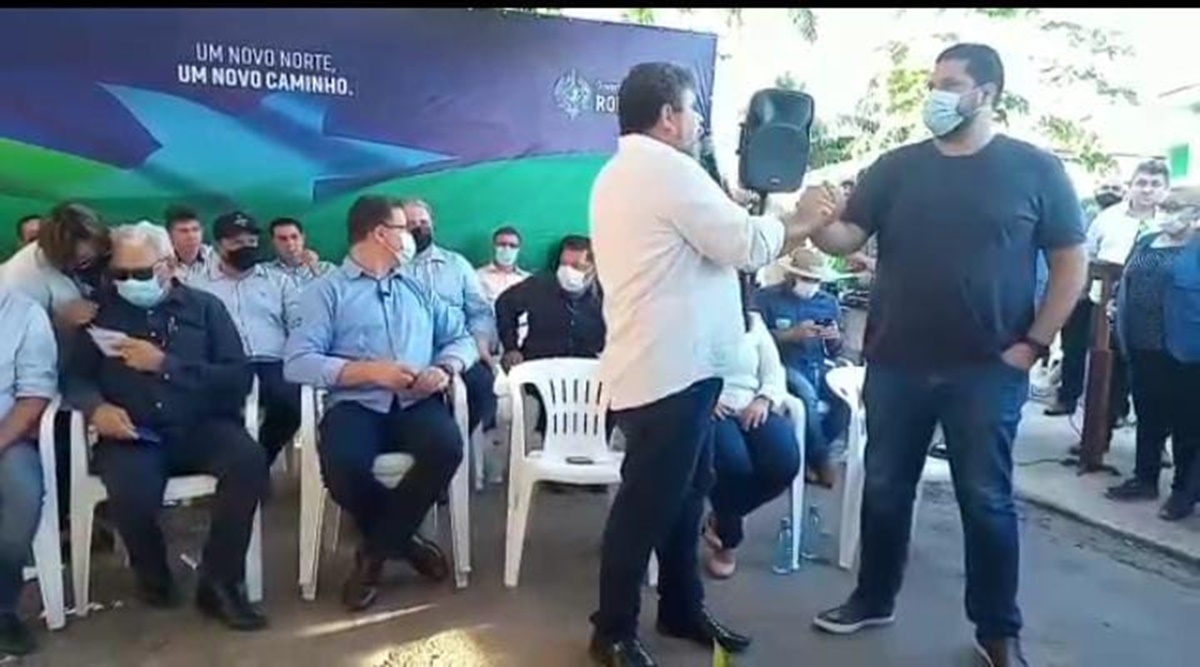 DISCURSO: Prefeito de Santa Luzia declara apoio ao deputado Jean Oliveira