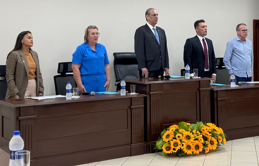 TAISSA SOUSA: Deputada participa da celebração dos 95 anos de instalação da Comarca de Guajará
