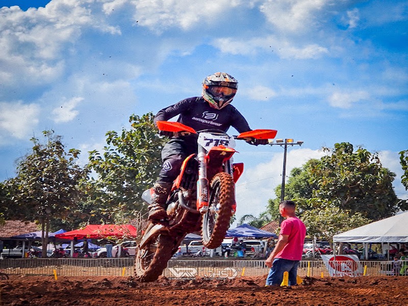 MOTOCROSS: Machadinho do Oeste recebe Estadual de Motocross nesse fim de semana  