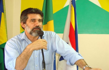 RECADO AOS TRAÍRAS DO PT - Raupp lembra aos partidos governistas a fidelidade a Confúcio em favor do Estado 