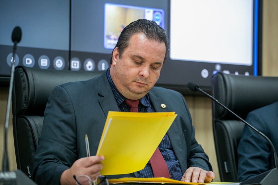 LUÍS DO HOSPITAL: Deputado busca recomposição inflacionária salarial dos Engenheiros e arquitetos