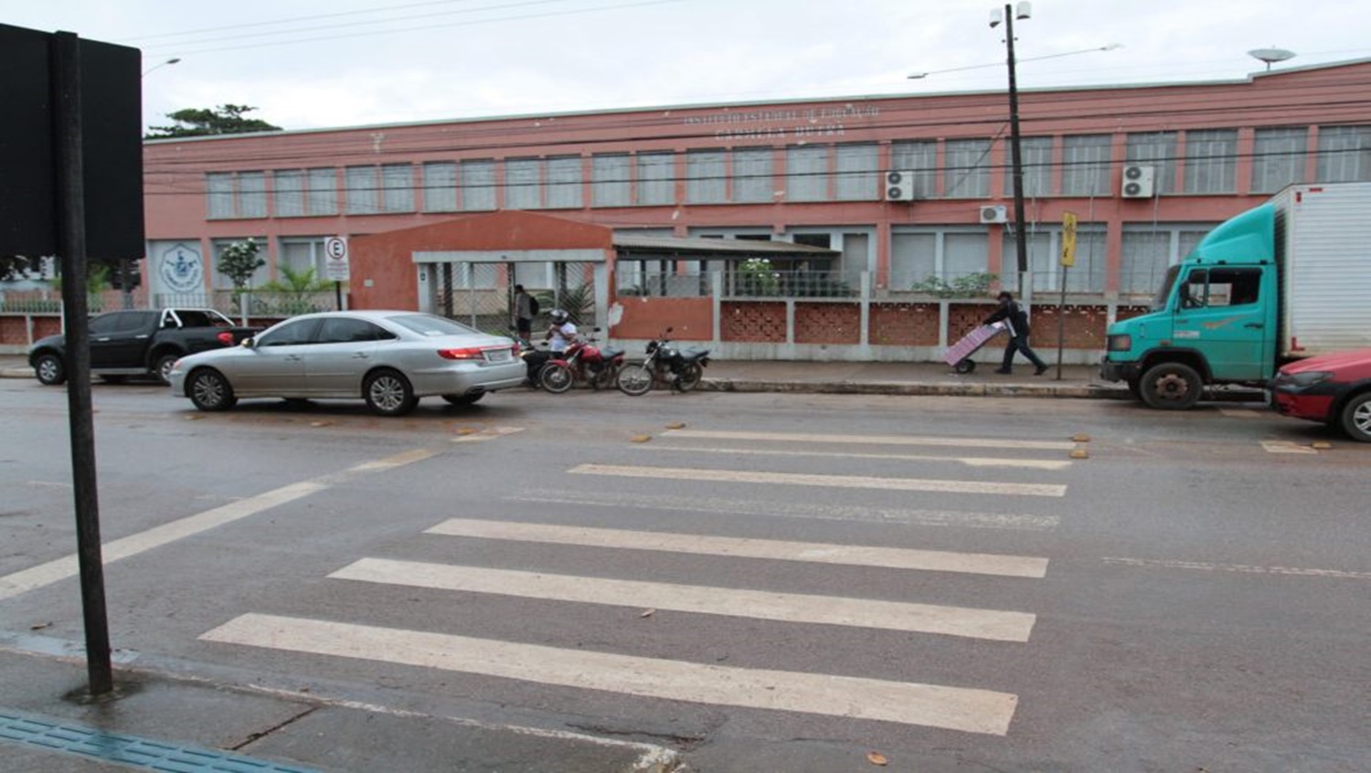 VOLTA ÀS AULAS: Detran promove pit stop sobre comportamento seguro no trânsito