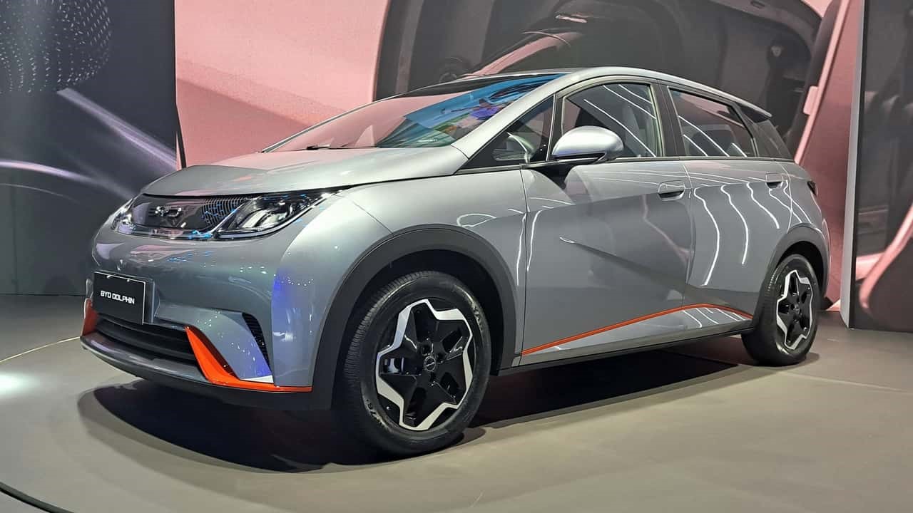 ESTUDO: Carros a gasolina são trocados a cada 12 anos e carros elétricos são renovados a cada 3