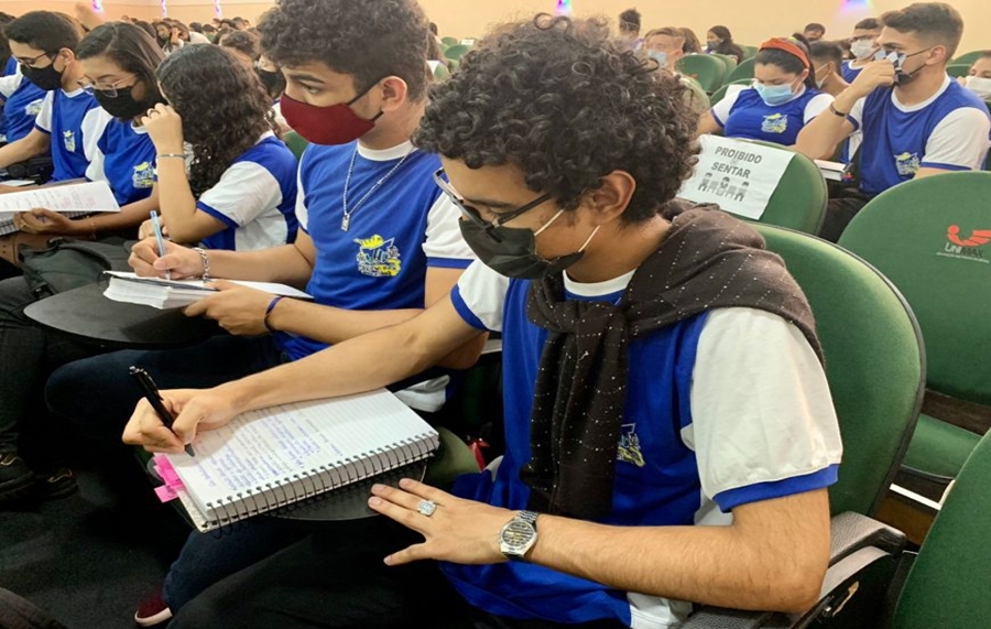 ESCOLAS ESTADUAIS: Novo Ensino Médio está sendo implantado de forma gradativa