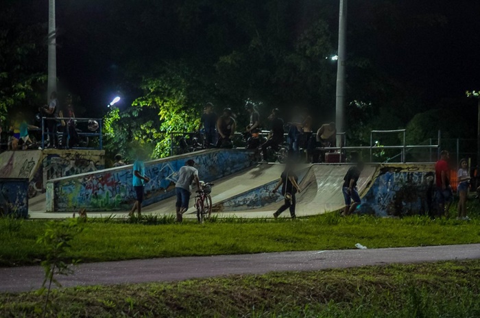 TRIO DETIDO: Motorista de App é espancado durante roubo no Skate Parque
