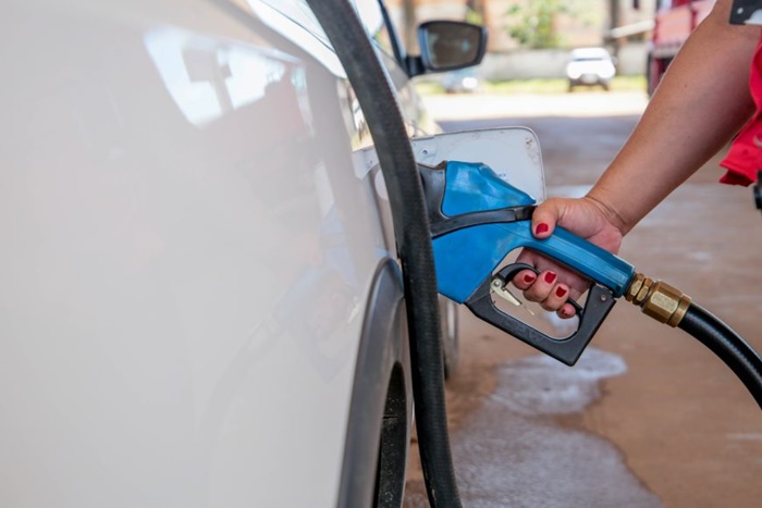 GASOLINA CARA: Procon autua postos de combustíveis por preços abusivos em Porto Velho