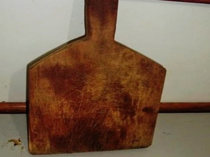 ALUCINADO: Pai usa droga três dias seguidos e ataca filha com tábua de cortar carne