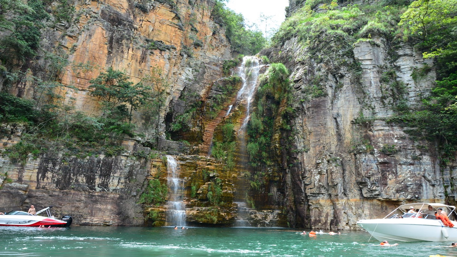 CONGRESSO: Projeto proíbe turismo e esporte em locais de risco