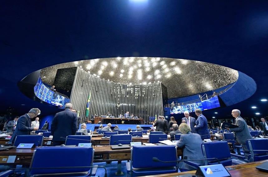 SENADO: Oposição faz reunião para discutir Previdência e convida entidades