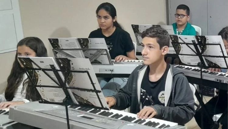 CENTROS DE ARTES: Instrutores desses espaços fazem manifesto contra decisão do Município