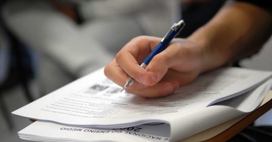 VÁRIOS CARGOS: Secretária de Administração faz concurso oferecendo 1.176 vagas