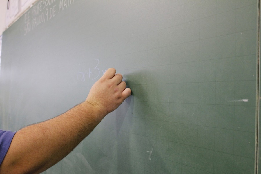 CHANCE: Secretaria de Educação faz concurso oferecendo mais de 5.000 vagas