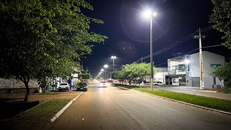 INFRAESTRUTURA: Dep. Anderson acompanha instalação de luminárias LED em Alta Floresta