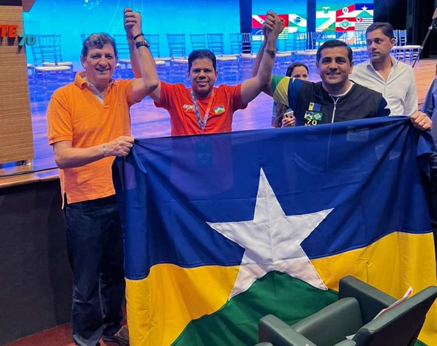 EVENTO: Jair Montes participa de convenção nacional do Avante em Minas Gerais