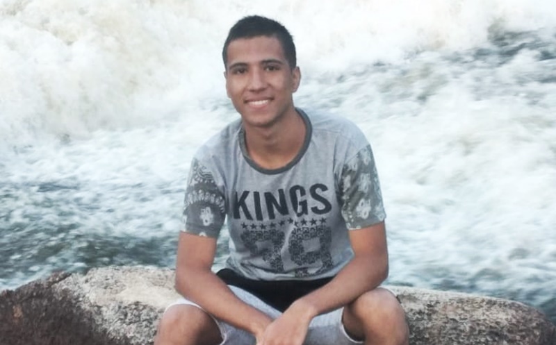 URGÊNCIA: Rapaz com trombose e meningite necessita de doação de qualquer tipo de sangue