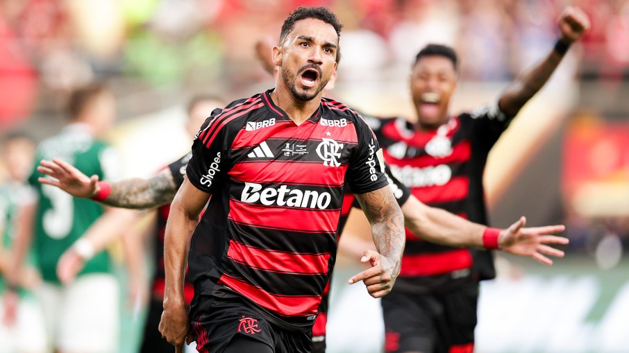 CAMPEÃO DA AMÉRICA: Flamengo conquista a Libertadores com gol decisivo de Danilo