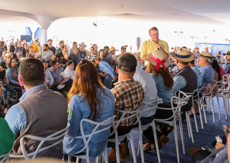 EXPOSIÇÃO: Deputados participam da solenidade de abertura da 9ª Rondônia Rural Show