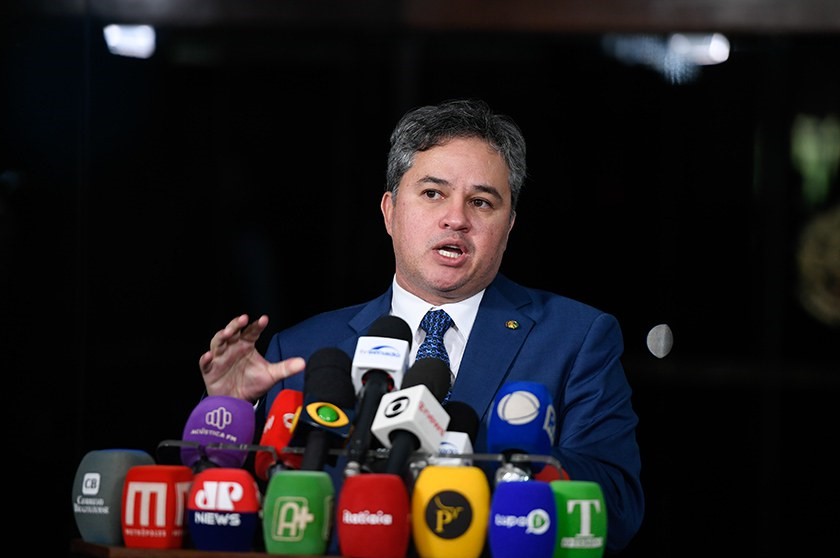 ECONOMIA: Líderes e Pacheco decidem por novo projeto para compensar desoneração  