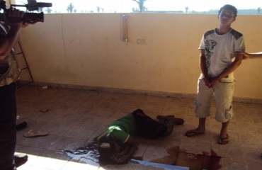 Bebedeira em fazenda na zona Leste termina como homem morto a facadas - Fotos e vídeo