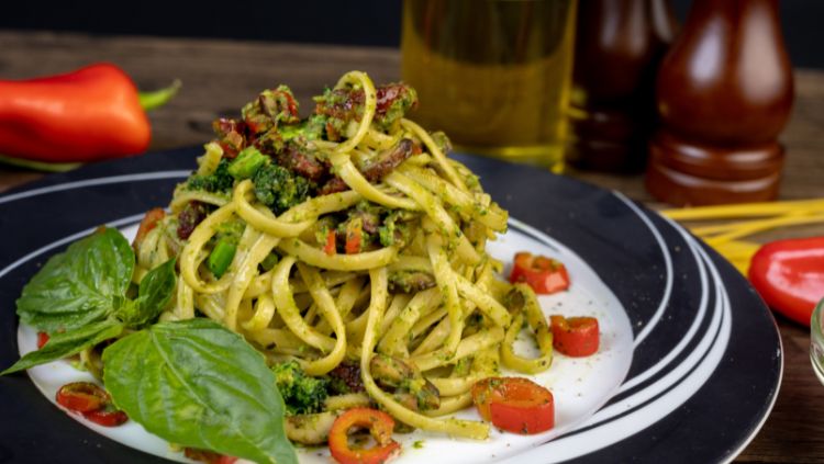 CULTURA E GASTRONOMIA: Associação São Tiago Maior promove Festival de Massas e Molhos