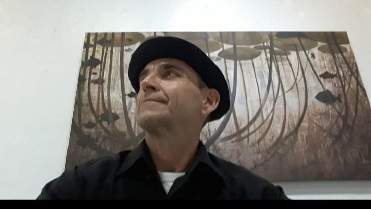 DOCUMENTÁRIO: Filme que aborda a vida e a obra do artista plástico Flávio Dutka é lançado