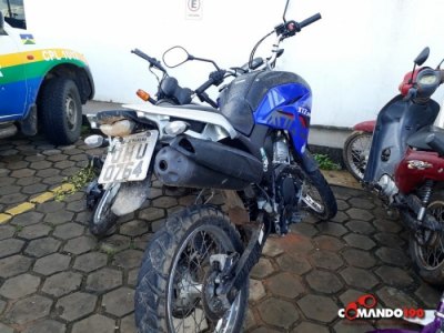 APREENSÃO: Polícia Militar apreende drogas e prende suspeitos durante patrulhamento