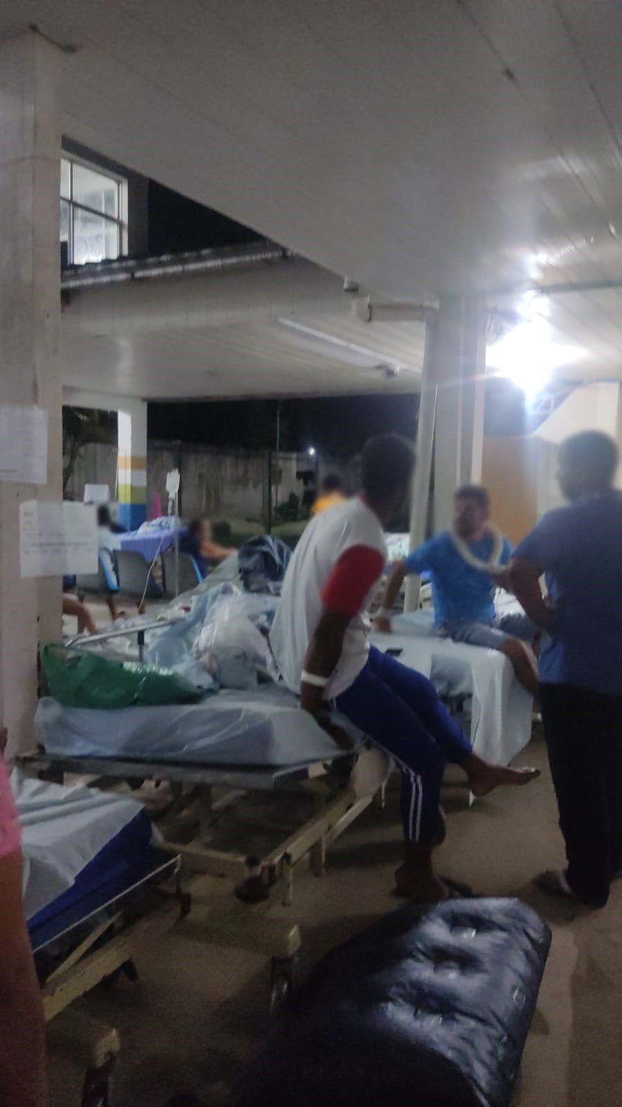 SOCORRO: Pacientes relatam falta de leito e acomodação adequada no Hospital João Paulo II