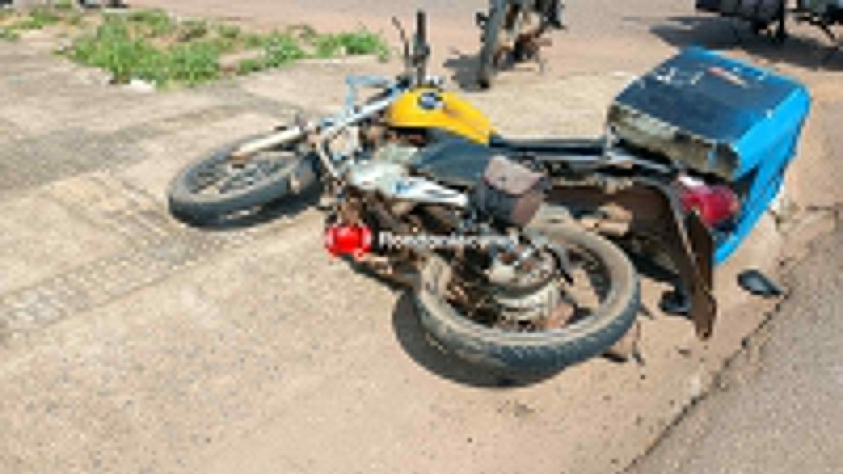 AVANÇOU: Duas pessoas ficam feridas após acidente na Calama